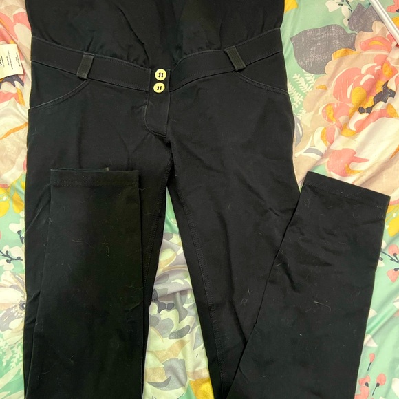 Maternity Freddy Jeans - Picture 2 of 4